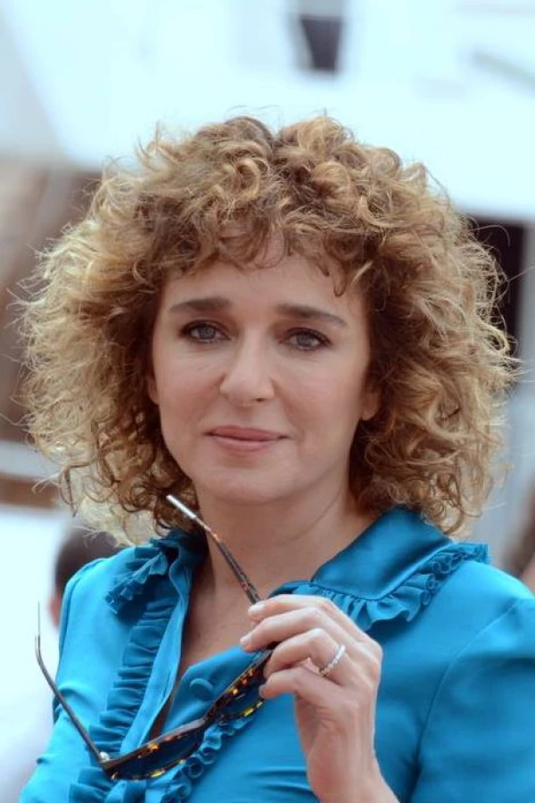 <strong>Valeria Golino</strong>. Immagine di Georges Biard.