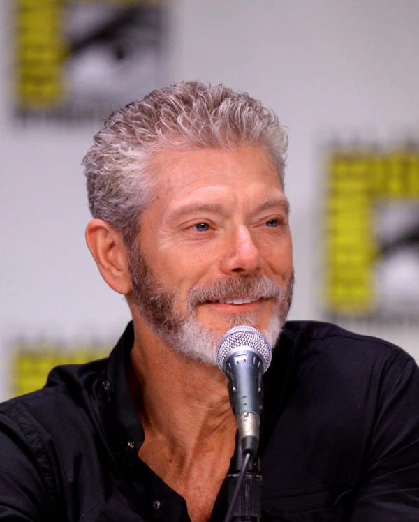<strong>Stephen Lang</strong>. Immagine di Gage Skidmore.
